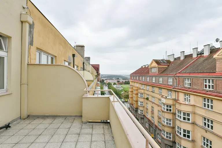 Jičínská, Vinohrady - Prague 3 | Rent, Apartment, Two-bedroom (3+kk), 82 m²