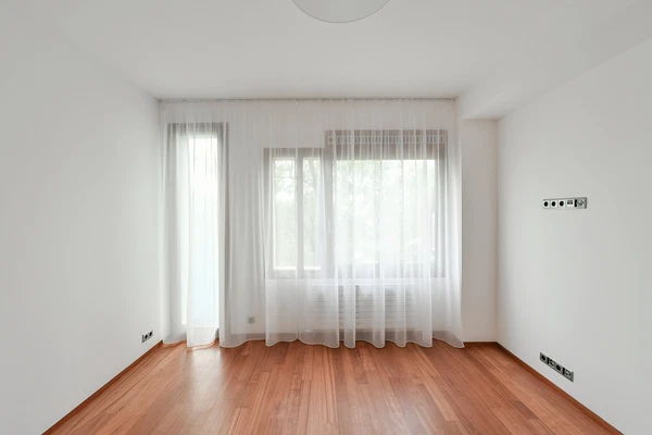 Pod Kaštany, Bubeneč - Prague 6 | Rent, Apartment, Six-bedroom (7+1), 274 m²