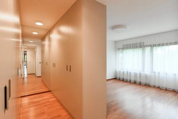 Pod Kaštany, Bubeneč - Prague 6 | Rent, Apartment, Six-bedroom (7+1), 274 m²