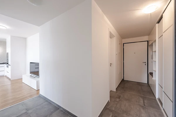 Mezi Vodami, Modřany - Prague 4 | Sale, Apartment, One-bedroom (2+kk), 81 m²