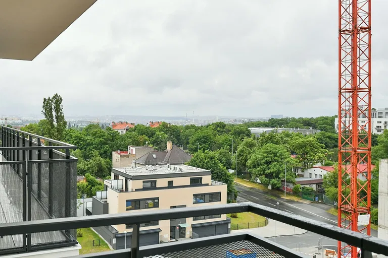 Zvěřinova, Strašnice - Praha 3 | Pronájem, Byt, 2+kk, 69 m²