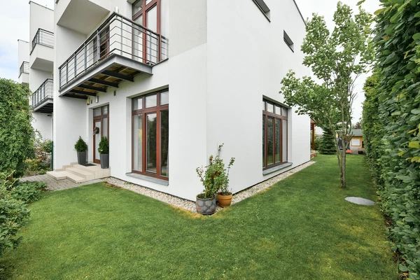 Jenská, Benice - Prague 10 | Sale, House, Four-bedroom (5+kk), 252 m²