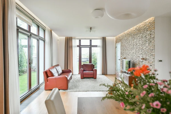 Jenská, Benice - Praha 10 | Prodej, Rodinný dům, 5+kk, 252 m²