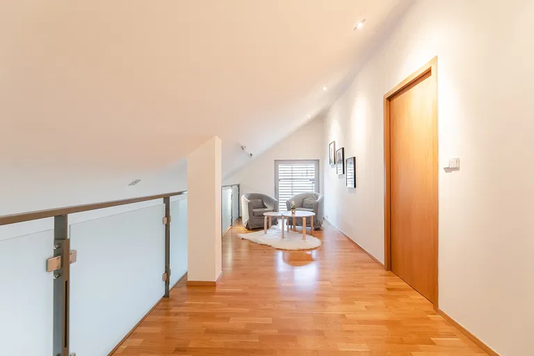 Korunní, Vinohrady - Prague 10 | Rent, Apartment, Two-bedroom (3+kk), 140 m²