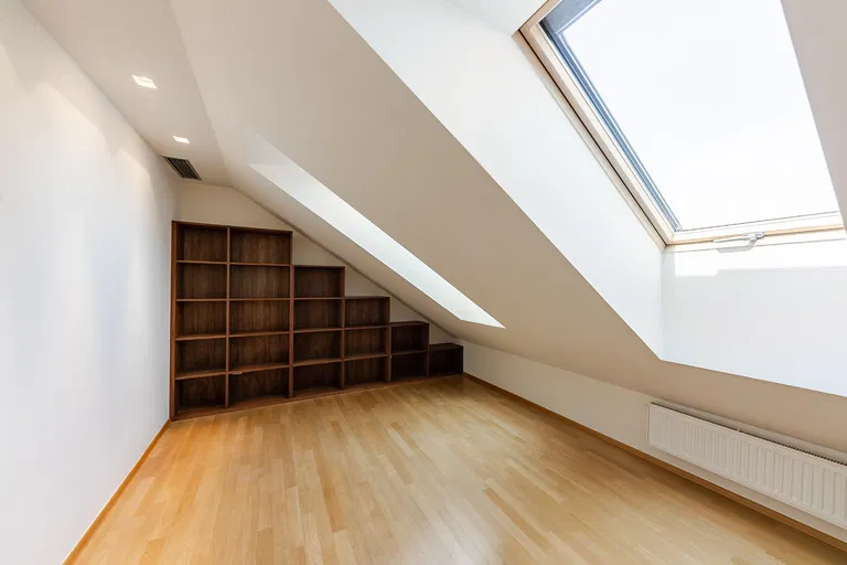 V Lesíčku, Smíchov - Prague 5 | Rent, Apartment, Six-bedroom (7+kk), 243 m²
