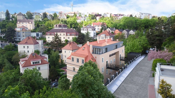 Pod Závěrkou, Smíchov - Prague 5 | Sale, Apartment, Three-bedroom (4+kk), 195 m²