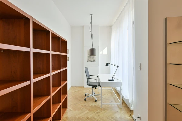 Rooseveltova, Bubeneč - Prague 6 | Rent, Apartment, One-bedroom (2+kk), 122 m²