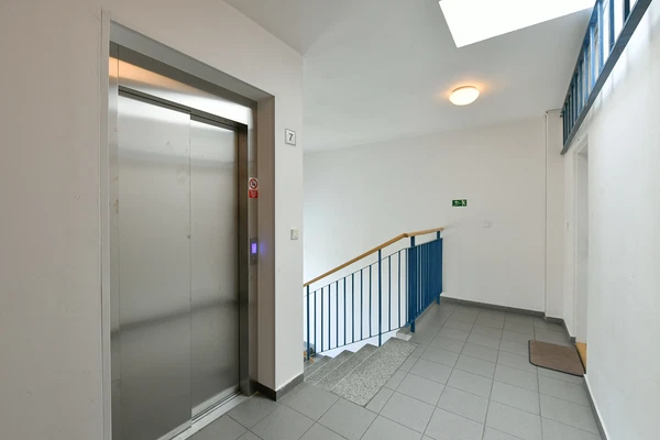 Běhounkova, Stodůlky - Prague 5 | Rent, Apartment, One-bedroom (2+kk), 65 m²