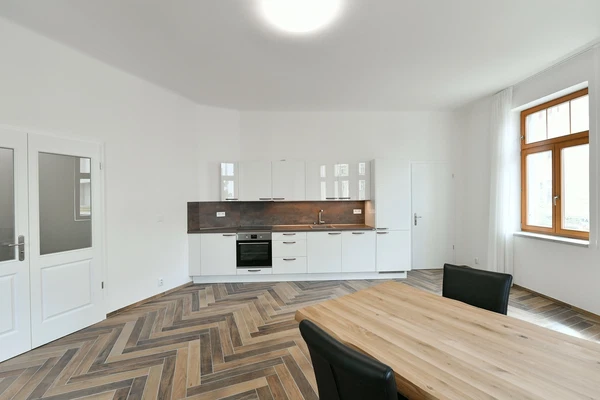 Jaselská, Bubeneč - Praha 6 | Pronájem, Byt, 3+kk, 93 m²