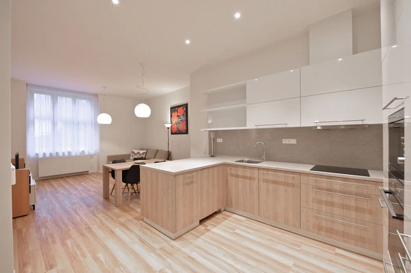 Ovenecká, Bubeneč - Praha 7 | Pronájem, Byt, 2+kk, 65 m²