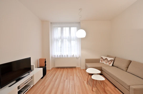 Ovenecká, Bubeneč - Praha 7 | Pronájem, Byt, 2+kk, 65 m²