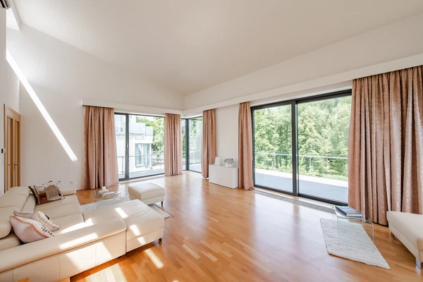 V Šáreckém údolí, Dejvice - Prague 6 | Sale, House, Eight-bedroom (9+1), 420 m²