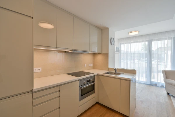 Pod Dvorem, Veleslavín - Prague 6 | Rent, Apartment, Two-bedroom (3+kk), 73 m²