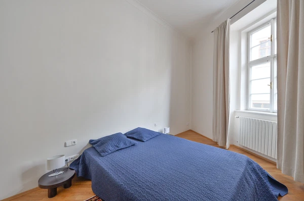 Vlašská, Malá Strana - Prague 1 | Rent, Apartment, Three-bedroom (4+1), 174 m²