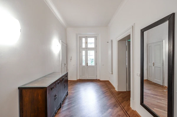 Vlašská, Malá Strana - Praha 1 | Pronájem, Byt, 4+1, 174 m²