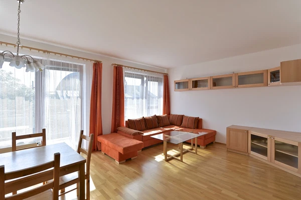 Paťanka, Dejvice - Prague 6 | Rent, Apartment, Three-bedroom (4+kk), 102 m²