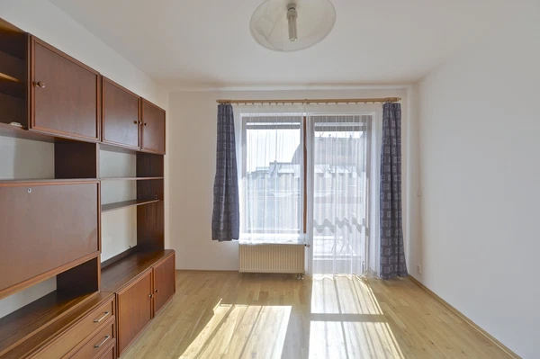 Paťanka, Dejvice - Prague 6 | Rent, Apartment, Three-bedroom (4+kk), 102 m²