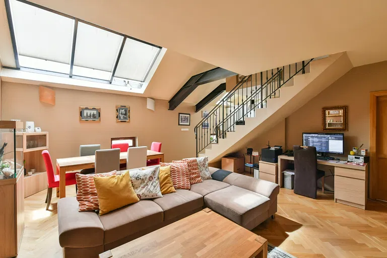 Na Valentince, Smíchov - Praha 5 | Pronájem, Byt, 4+kk, 188 m²