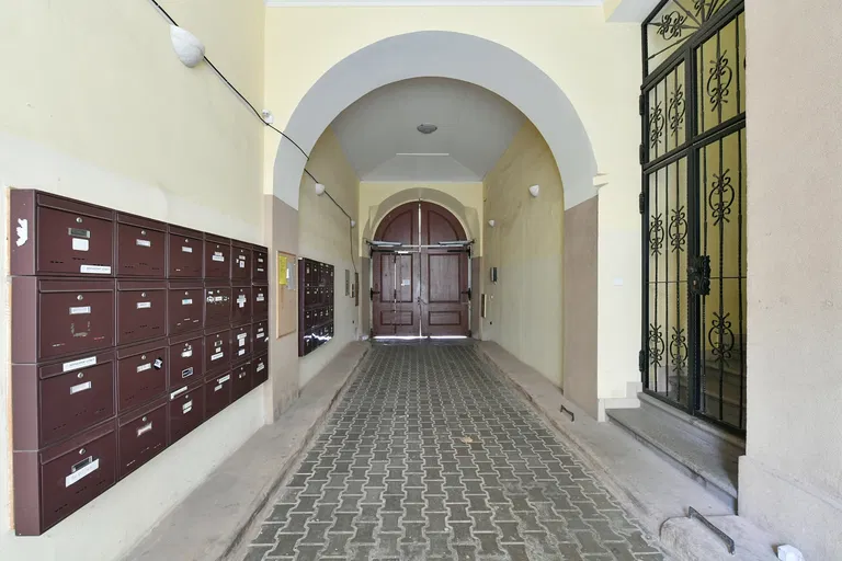 Na Valentince, Smíchov - Praha 5 | Pronájem, Byt, 4+kk, 188 m²