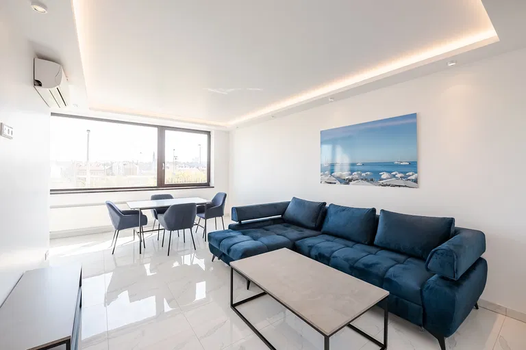 Radlická, Smíchov - Praha 5 | Pronájem, Byt, 2+kk, 74 m²