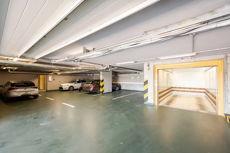 Radlická, Smíchov - Praha 5 | Pronájem, Byt, 2+kk, 74 m²