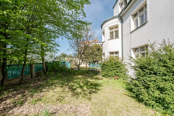 Tomanova, Břevnov - Prague 6 | Sale, House, Five-bedroom (6+kk), 400 m²