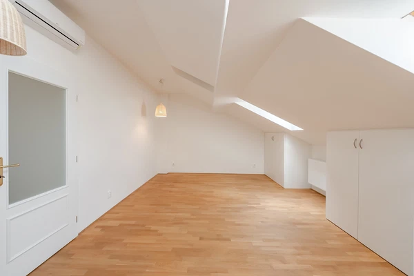 Polská, Vinohrady - Praha 2 | Pronájem, Byt, 2+kk, 75 m²