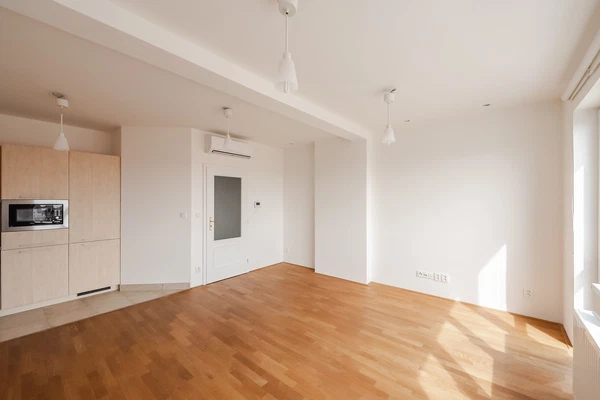 Polská, Vinohrady - Praha 2 | Pronájem, Byt, 2+kk, 75 m²