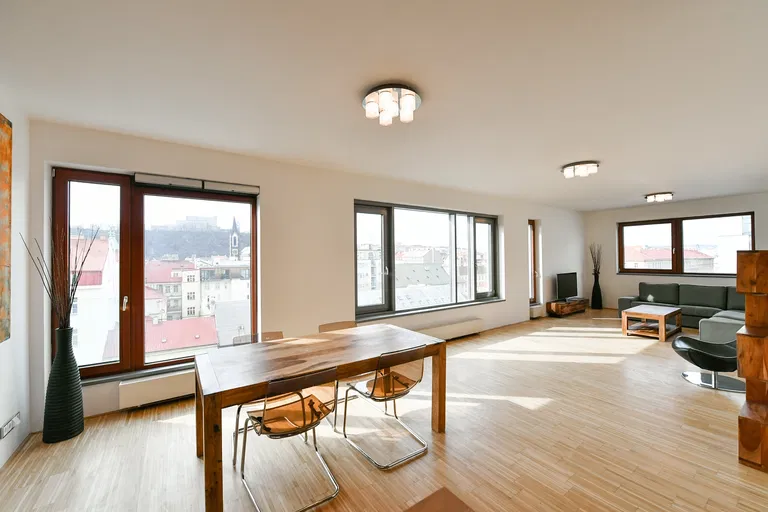 Rohanské nábřeží, Karlín - Prague 8 | Rent, Apartment, Two-bedroom (3+kk), 123 m²
