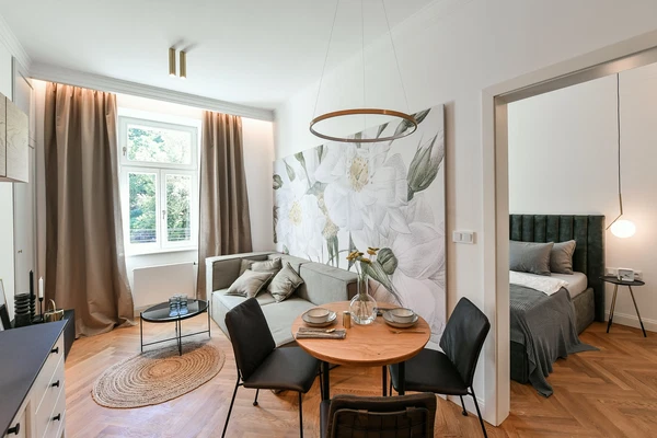 Jaromírova, Nusle - Praha 2 | Pronájem, Byt, 2+kk, 39 m²