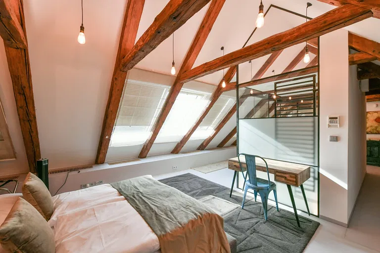 V Jirchářích, Nové Město - Prague 1 | Rent, Apartment, Three-bedroom (4+kk), 199 m²