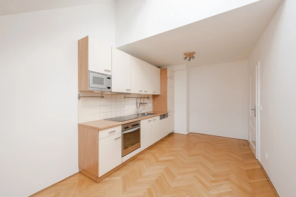 Strossmayerovo náměstí, Holešovice - Praha 7 | Pronájem, Byt, 5+1, 146 m²