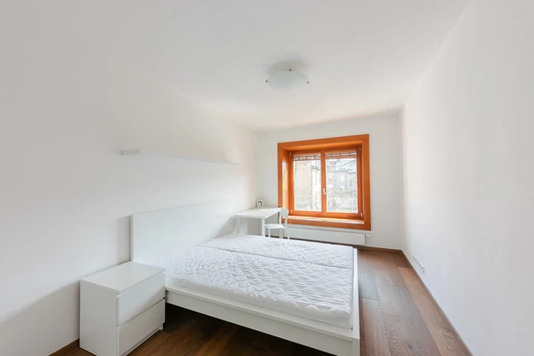 Bořanovická, Kobylisy - Praha 8 | Pronájem, Byt, 3+kk, 56 m²