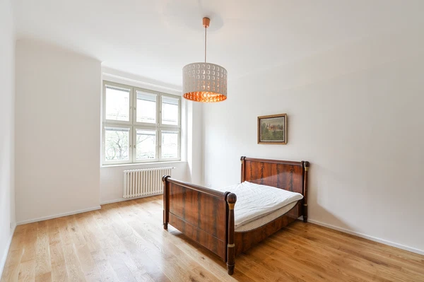 Jaselská, Bubeneč - Prague 6 | Rent, Apartment, Three-bedroom (4+kk), 117 m²