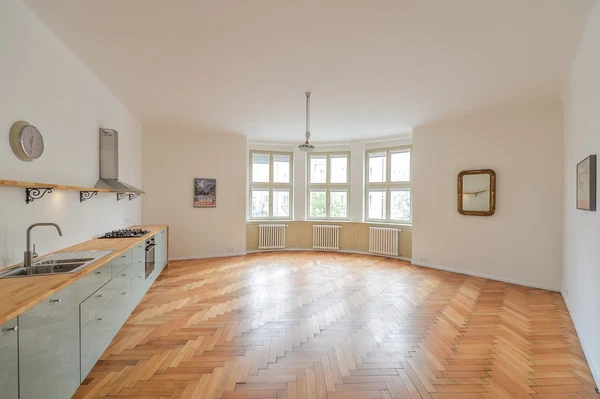 Jaselská, Bubeneč - Prague 6 | Rent, Apartment, Three-bedroom (4+kk), 117 m²