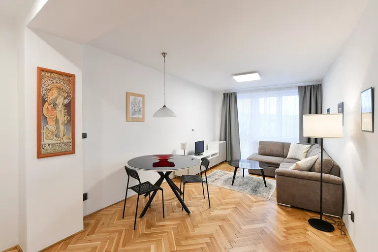 Sadská, Hloubětín - Prague 9 | Rent, Apartment, One-bedroom (2+1), 51 m²