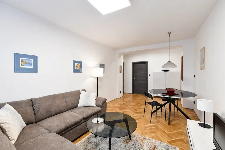 Sadská, Hloubětín - Prague 9 | Rent, Apartment, One-bedroom (2+1), 51 m²