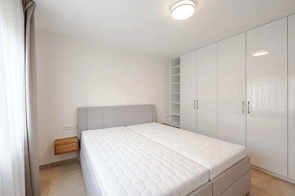 5. máje, Stodůlky - Prague 5 | Rent, Apartment, One-bedroom (2+kk), 42 m²