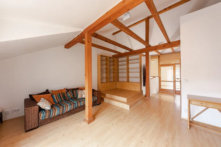Jaselská, Bubeneč - Praha 6 | Pronájem, Byt, 4+kk, 146 m²