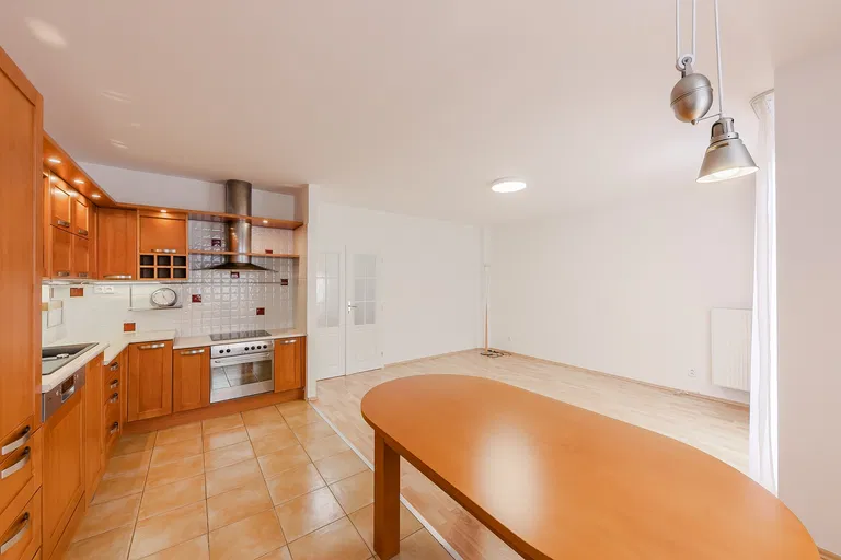 Jaselská, Bubeneč - Praha 6 | Pronájem, Byt, 4+kk, 146 m²