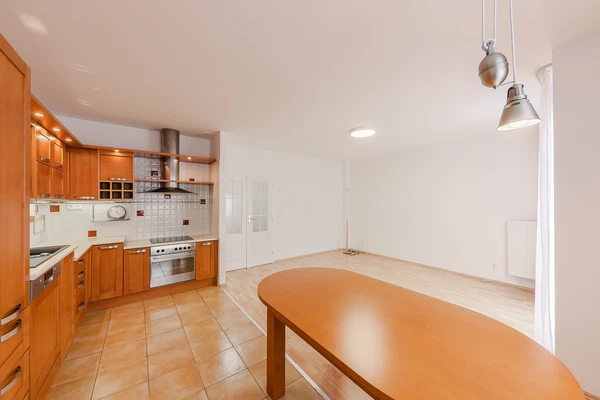 Jaselská, Bubeneč - Prague 6 | Rent, Apartment, Three-bedroom (4+kk), 139 m²