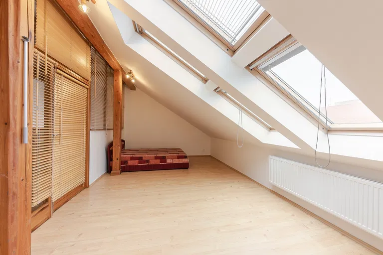 Jaselská, Bubeneč - Praha 6 | Pronájem, Byt, 4+kk, 146 m²