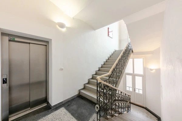 Jaselská, Bubeneč - Prague 6 | Rent, Apartment, Three-bedroom (4+kk), 139 m²