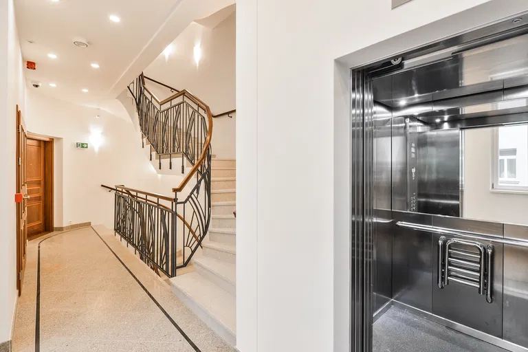 Jungmannova, Nové Město - Prague 1 | Rent, Apartment, One-bedroom (2+1), 76 m²