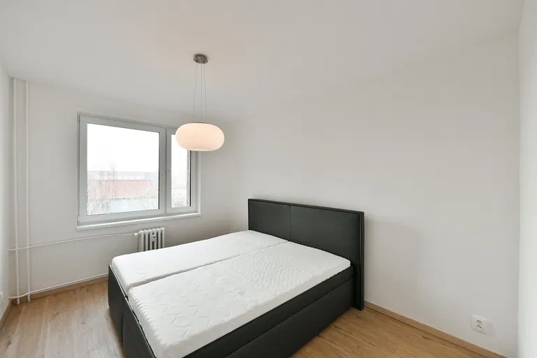 Nad Kapličkou, Strašnice - Praha 10 | Pronájem, Byt, 3+1, 86 m²