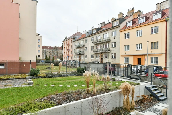 Kounická, Strašnice - Praha 10 | Pronájem, Byt, 2+kk, 50 m²