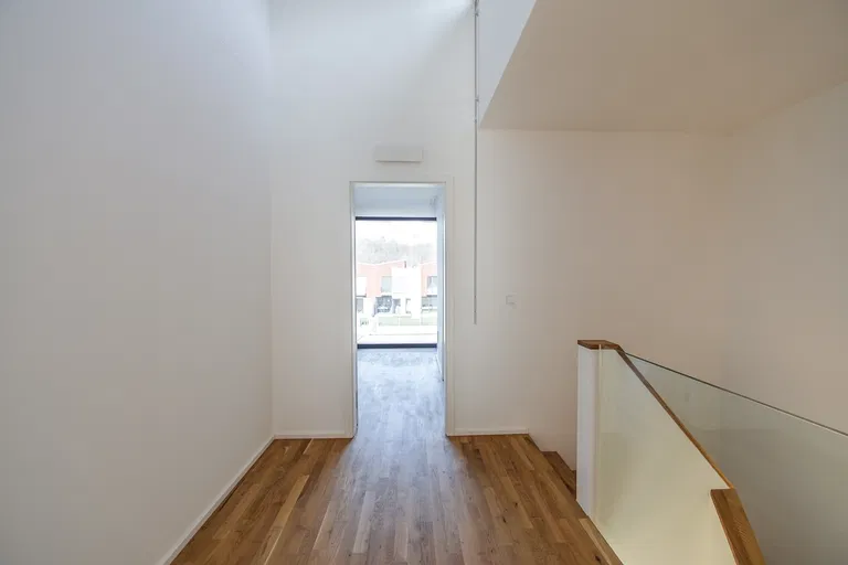 V Šáreckém údolí, Dejvice - Prague 6 | Rent, House, Four-bedroom (5+kk), 190 m²