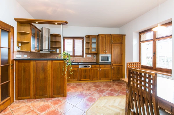 Sýkovecká, Kyje - Prague 9 | Rent, House, Four-bedroom (5+kk), 230 m²