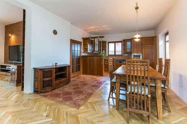 Sýkovecká, Kyje - Prague 9 | Rent, House, Four-bedroom (5+kk), 230 m²