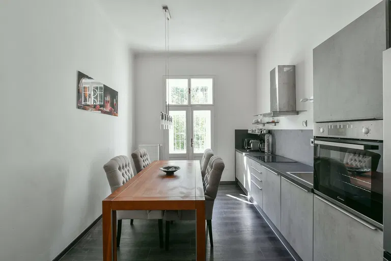 Francouzská, Vinohrady - Prague 2 | Rent, Apartment, Two-bedroom (3+1), 78 m²